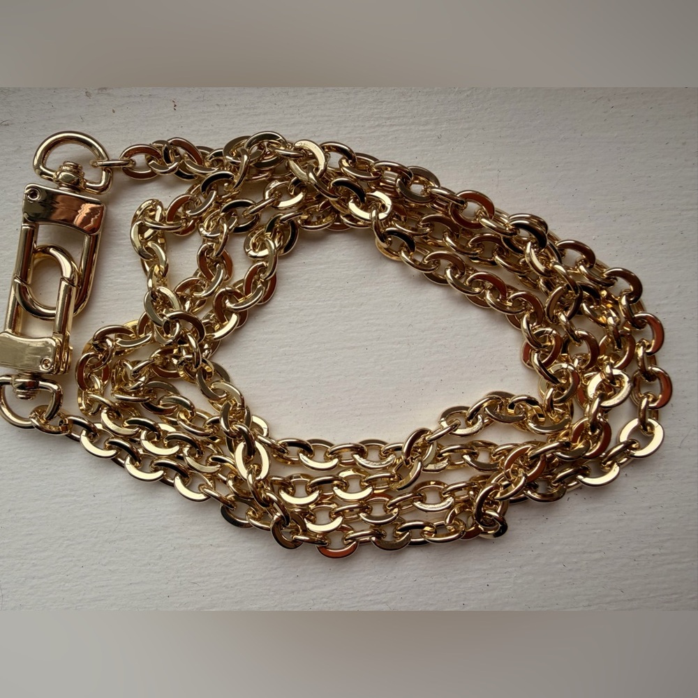 Shoulder Chain 22in drop